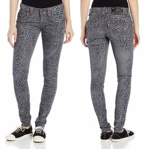 NWT Miss Me Leopard Print Skinny Jeans Size 29